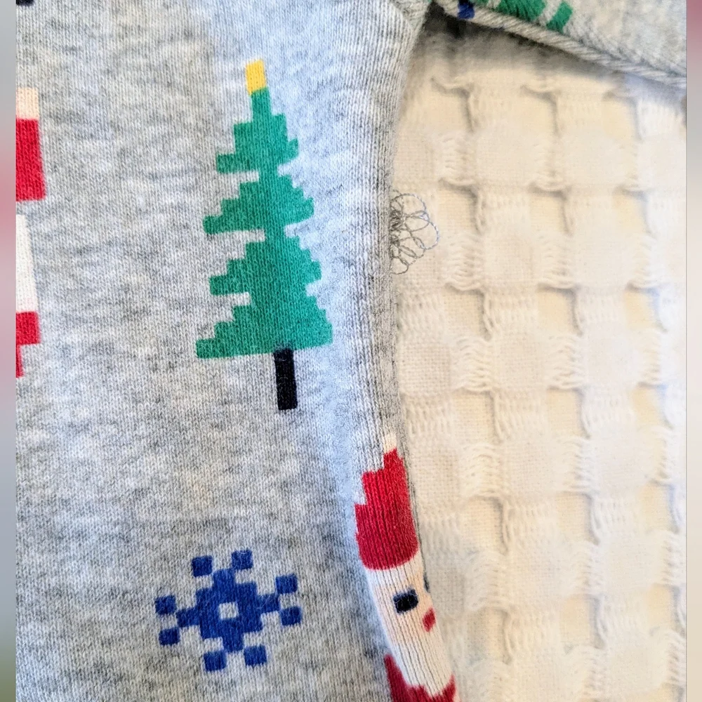 NWT Baby GAP Christmas Holiday Gray Santa Reindeer Tree 2-Piece Pajamas Set